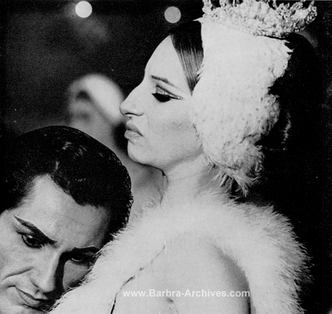 Rall rests head on Streisand