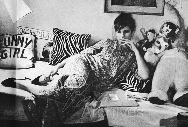 Streisand relaxes in dressing room