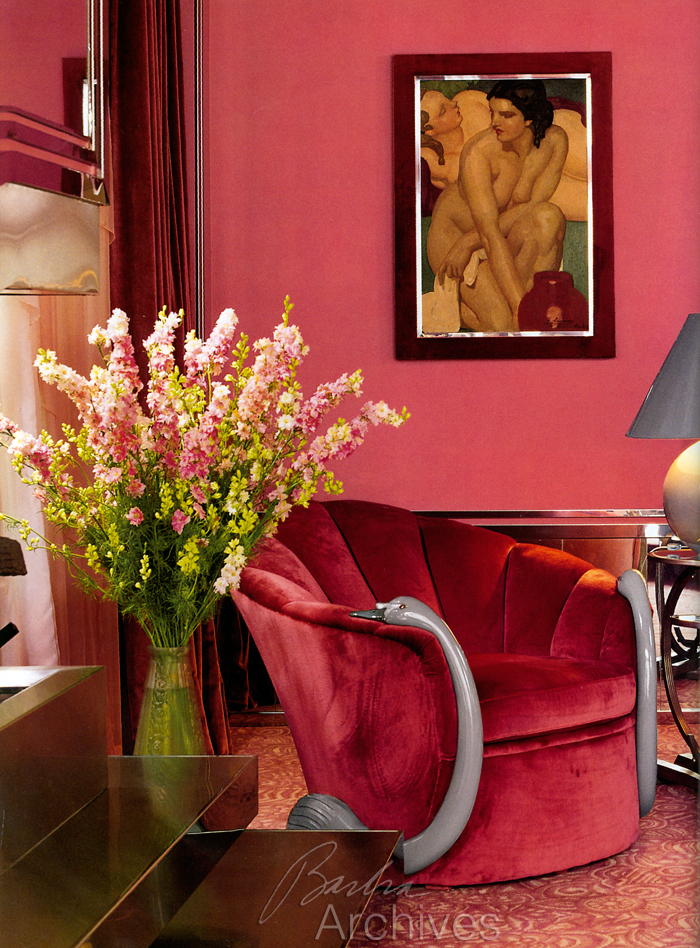 swan motif in bedroom