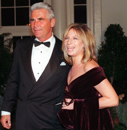 Brolin and Streisand at White House